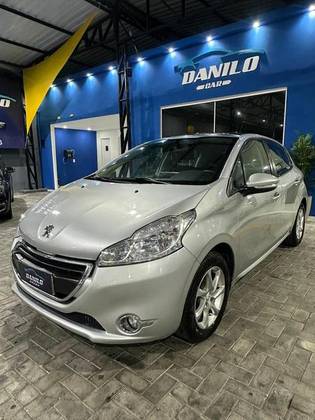 PEUGEOT 208 1.5 ALLURE 8V FLEX 4P MANUAL PEUGEOT 208 1.5 ALLURE 8V FLEX 4P MANUAL